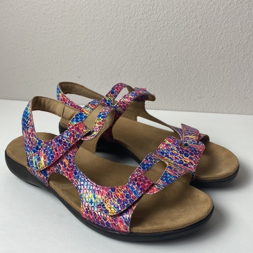 Trotters sandals size 7.5 WW